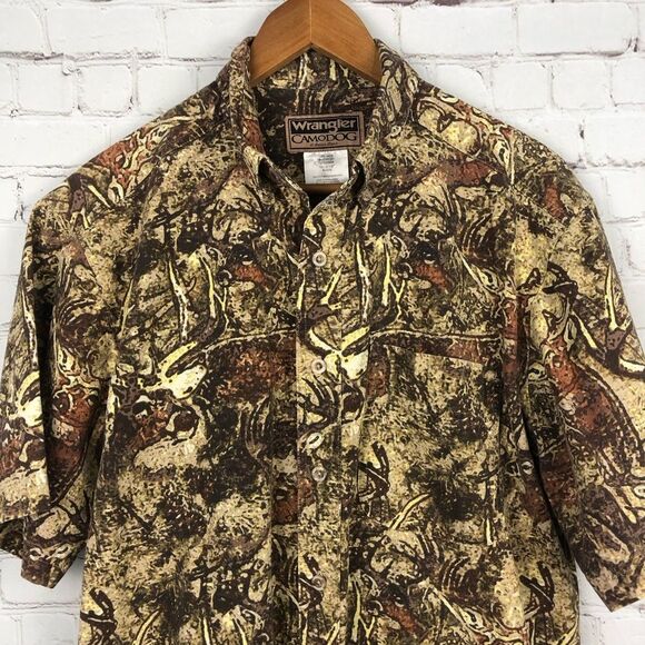 Wrangler CamoDog Camouflage Short Sleeve Top Men's Sz Medium - Picture 1 of 8